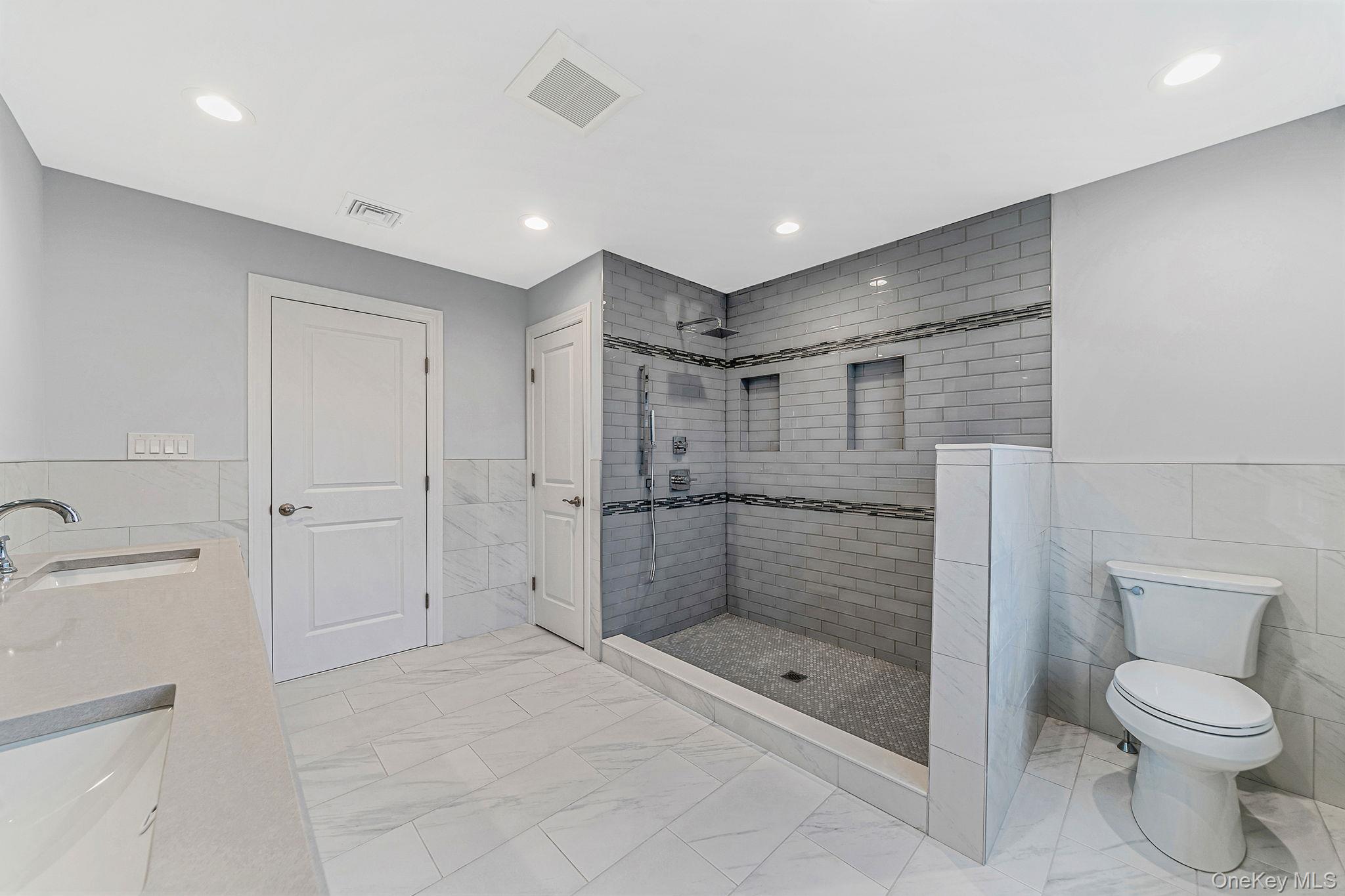 #20 photo, 2 Mulford Avenue, サフォーク郡 East Hampton , NY 11937