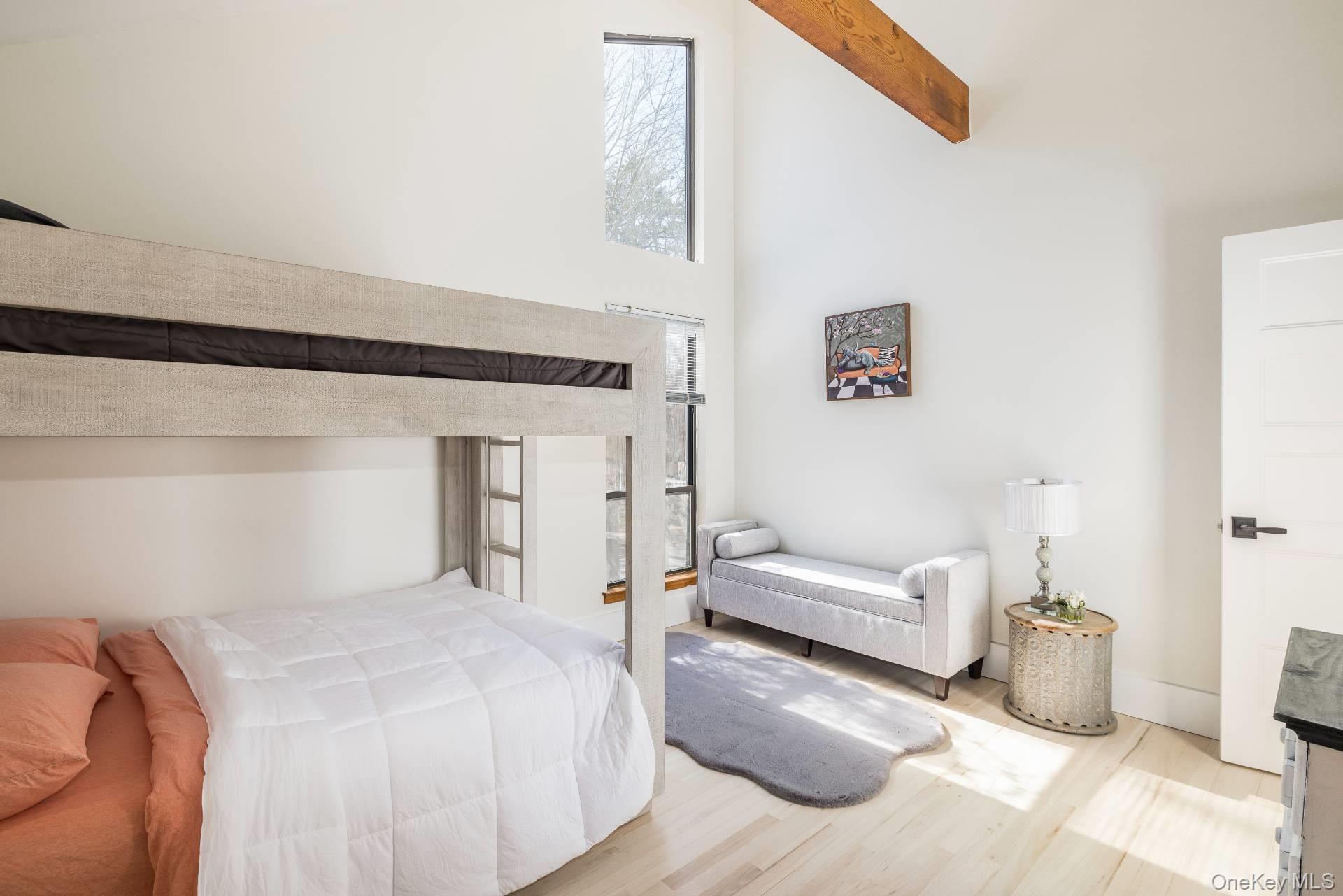 #14 photo, 29 Blue Jay Way, サフォーク郡 East Hampton , NY 11937