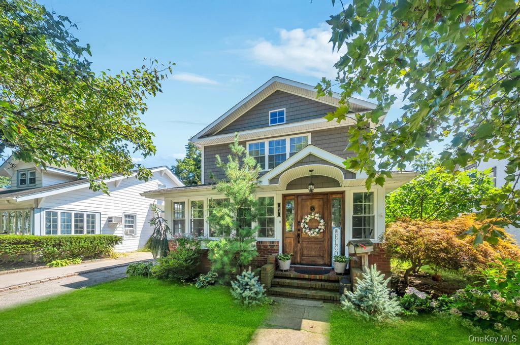 #1 photo, 84 Superior Road, ナッソー郡 Floral Park , NY 11001