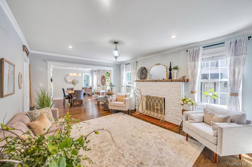 #3 photo, 84 Superior Road, ナッソー郡 Floral Park , NY 11001