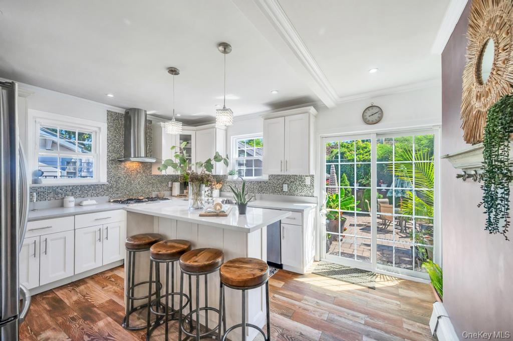 #8 photo, 84 Superior Road, ナッソー郡 Floral Park , NY 11001