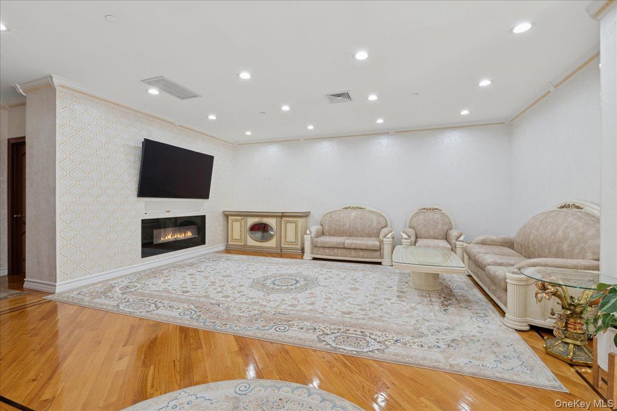 #5 photo, 99-31 66 Avenue, クイーンズ区 Rego Park , NY 11374