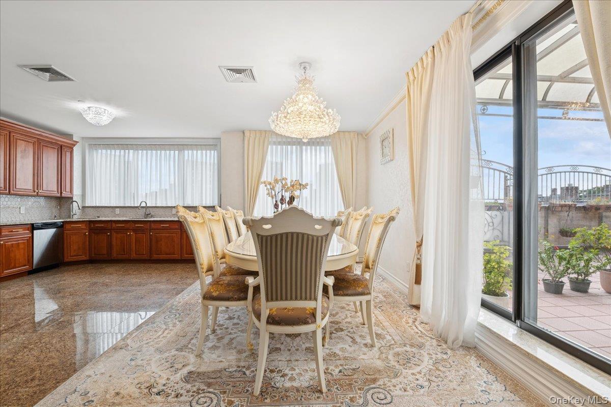 #7 photo, 99-31 66 Avenue, クイーンズ区 Rego Park , NY 11374