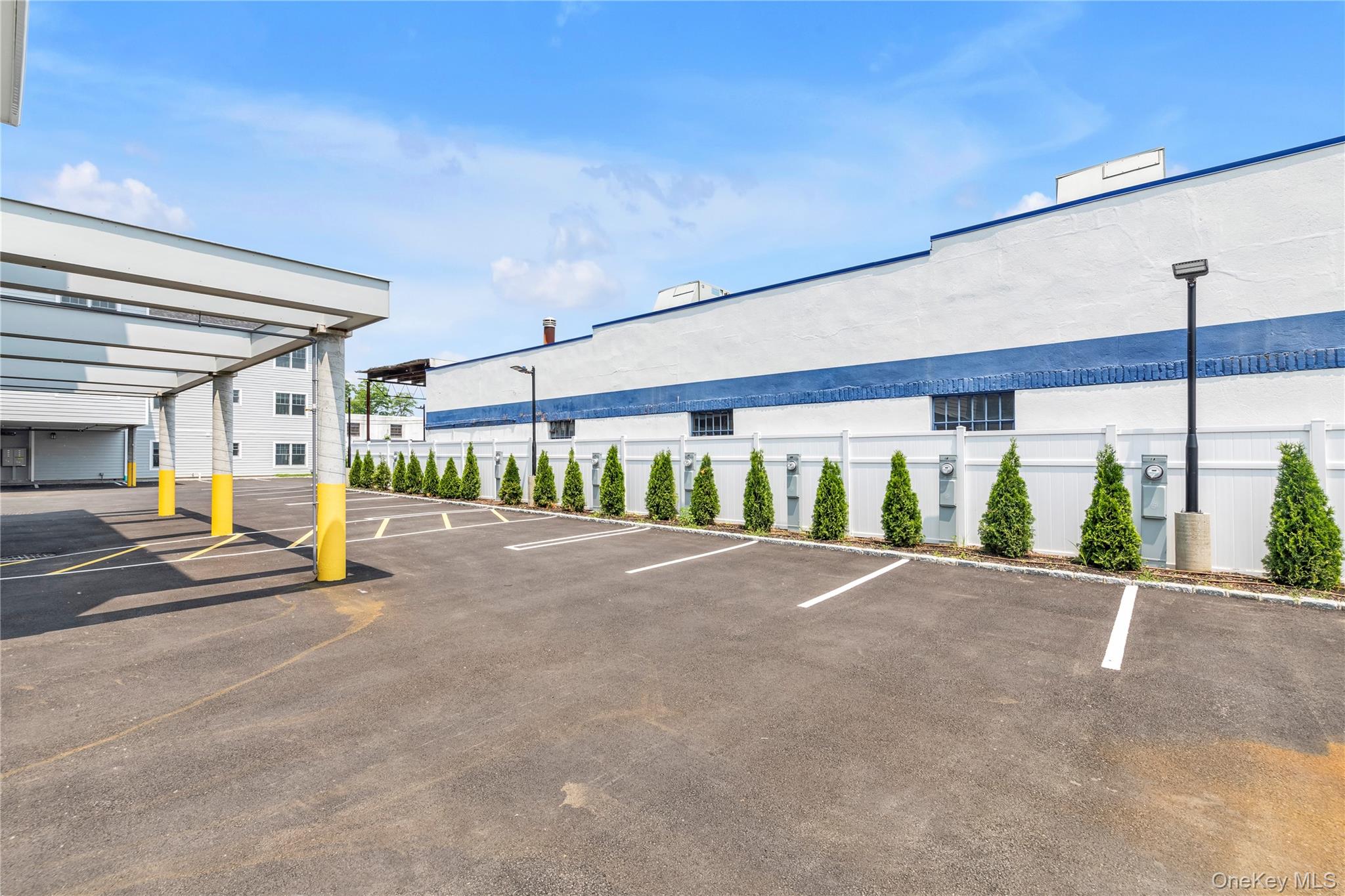 #18 photo, 20 Secatoag Avenue, Port Washington , NY 11050