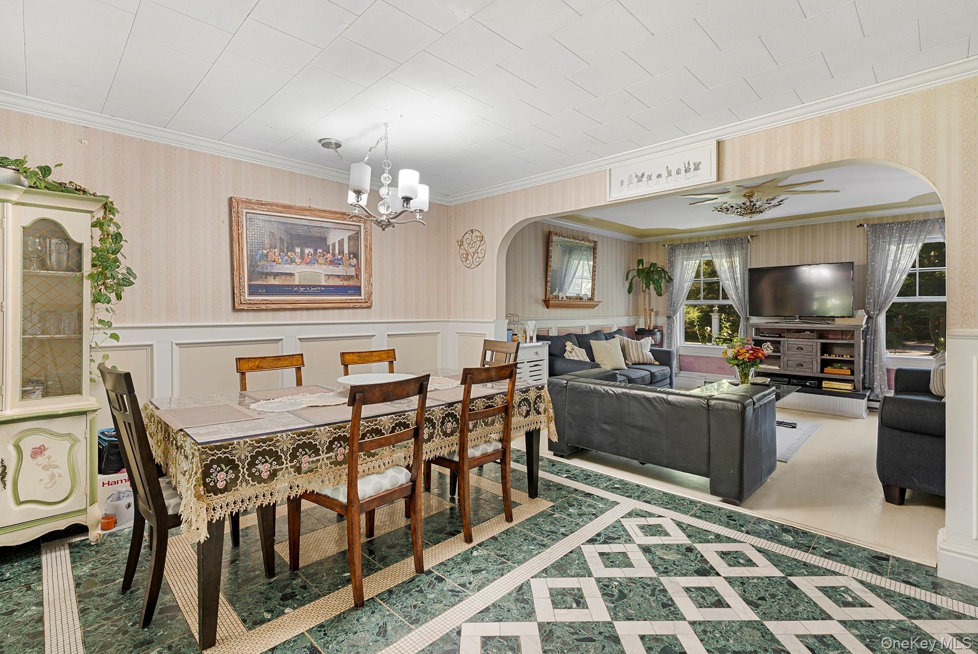 #7 photo, 18 Glade Road, サフォーク郡 Springs , NY 11937