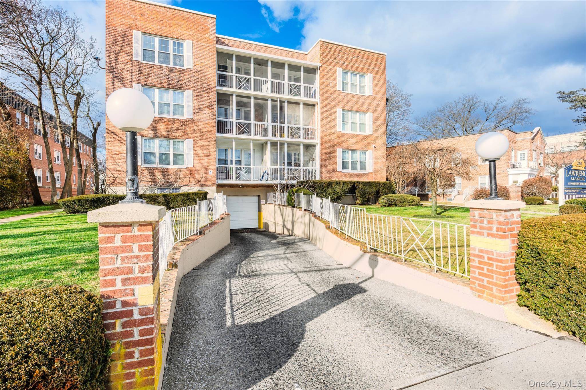 #9 photo, 240 Central Avenue, Lawrence , NY 11559