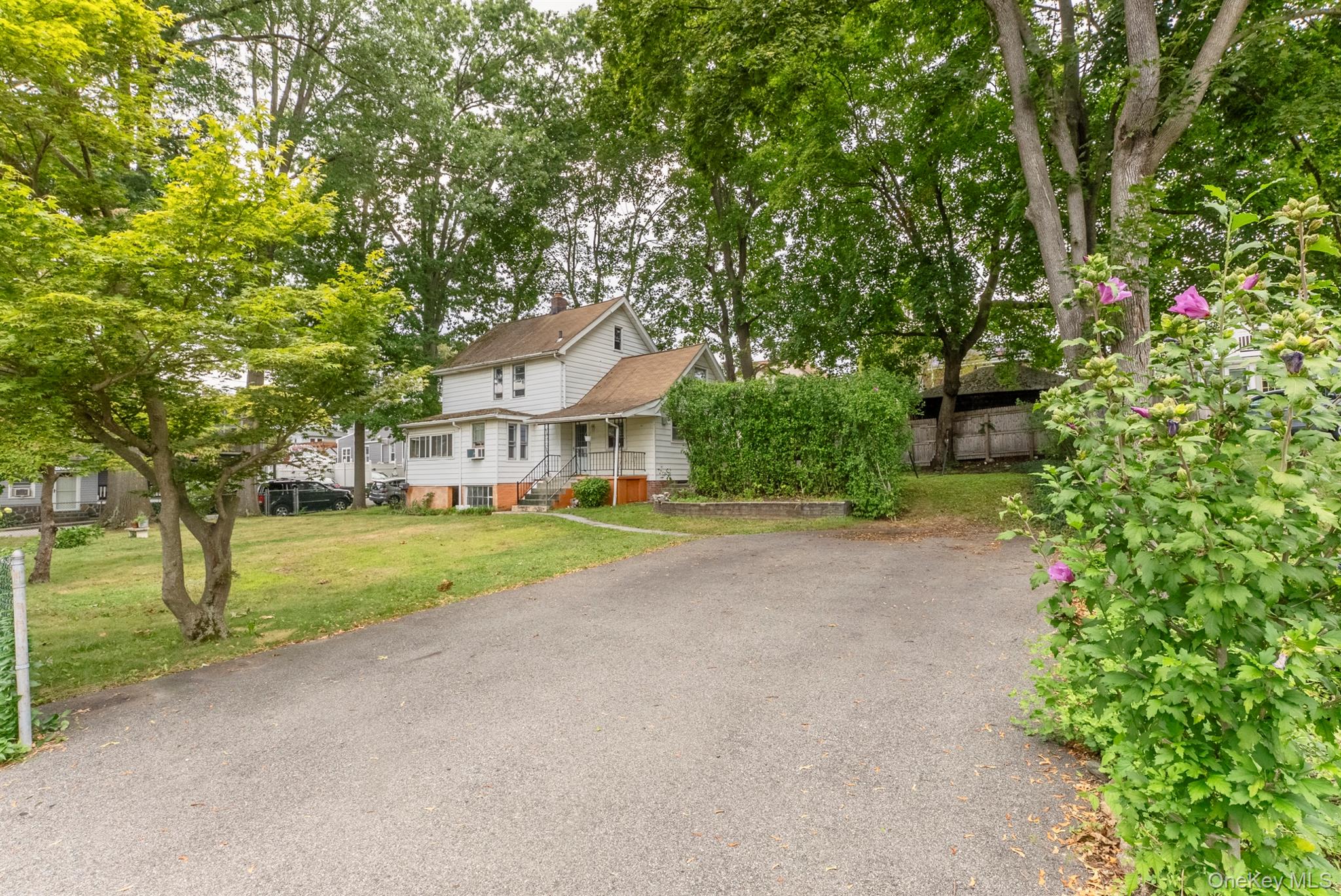 #1 photo, 5 Larch Street, Beacon , NY 12508