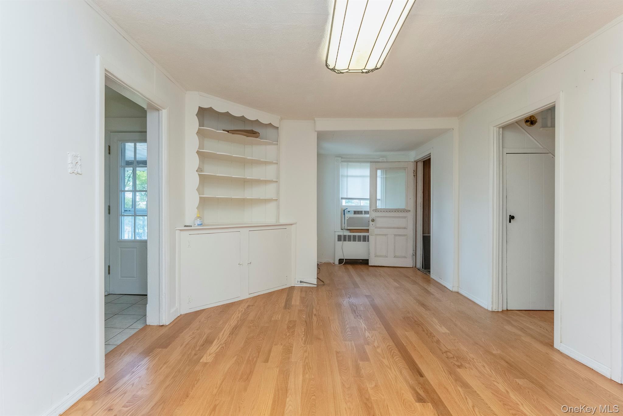 #9 photo, 5 Larch Street, Beacon , NY 12508