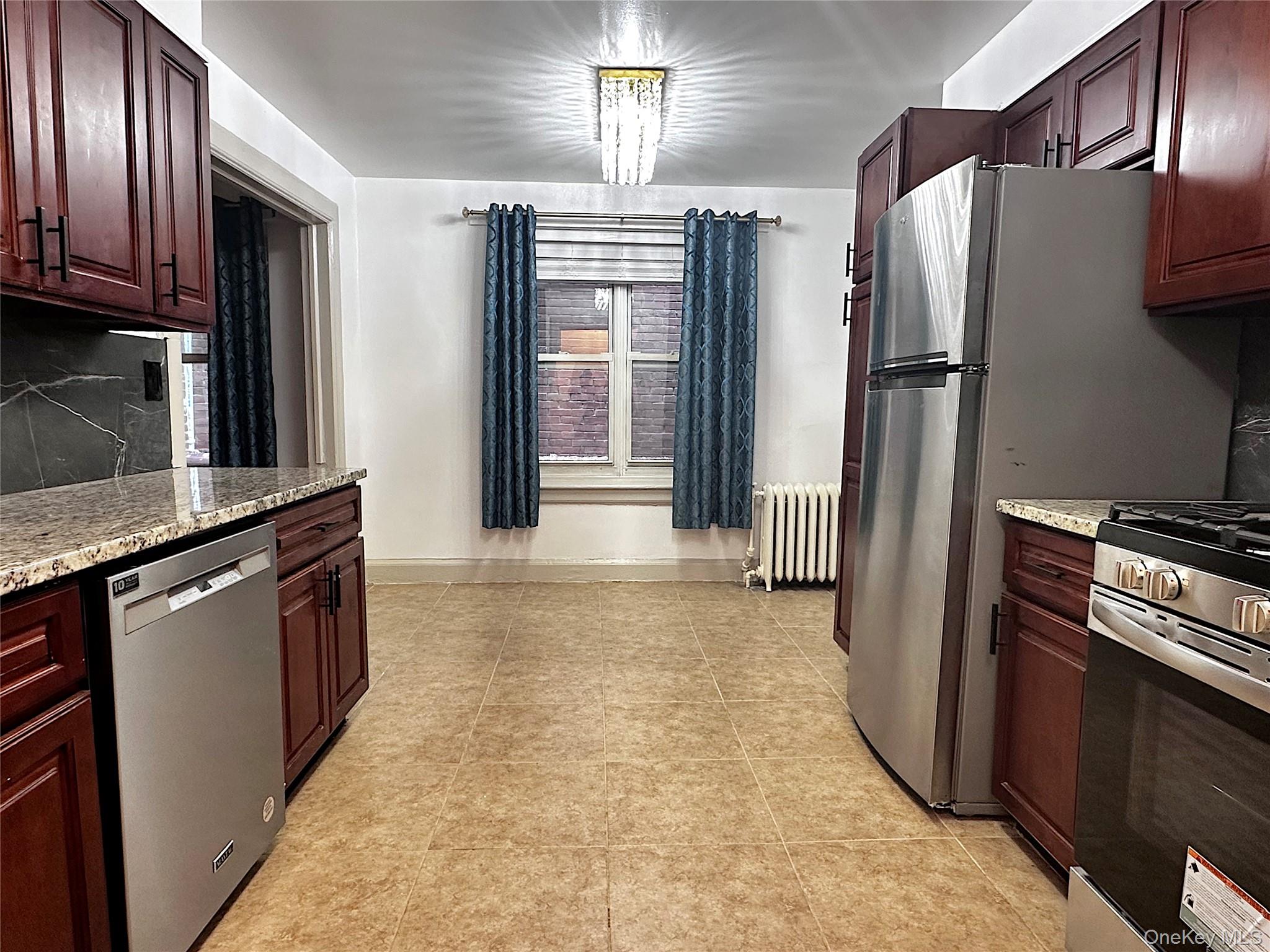 #10 photo, 153 Fifth Avenue, Pelham , NY 10803