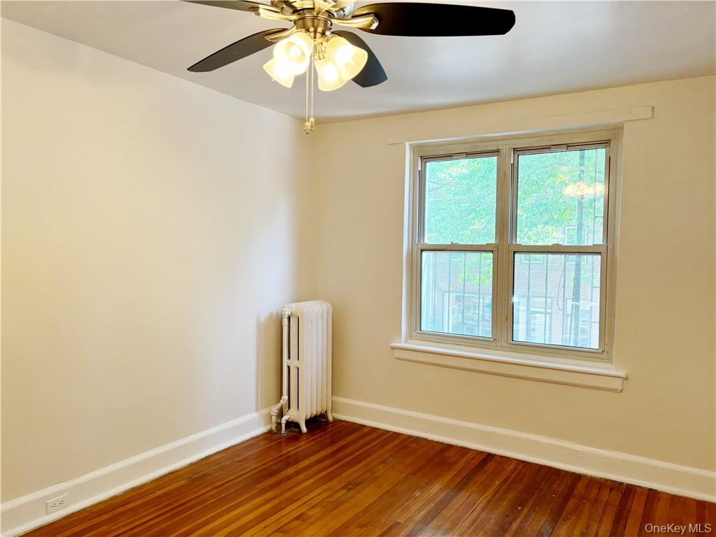 #13 photo, 153 Fifth Avenue, Pelham , NY 10803