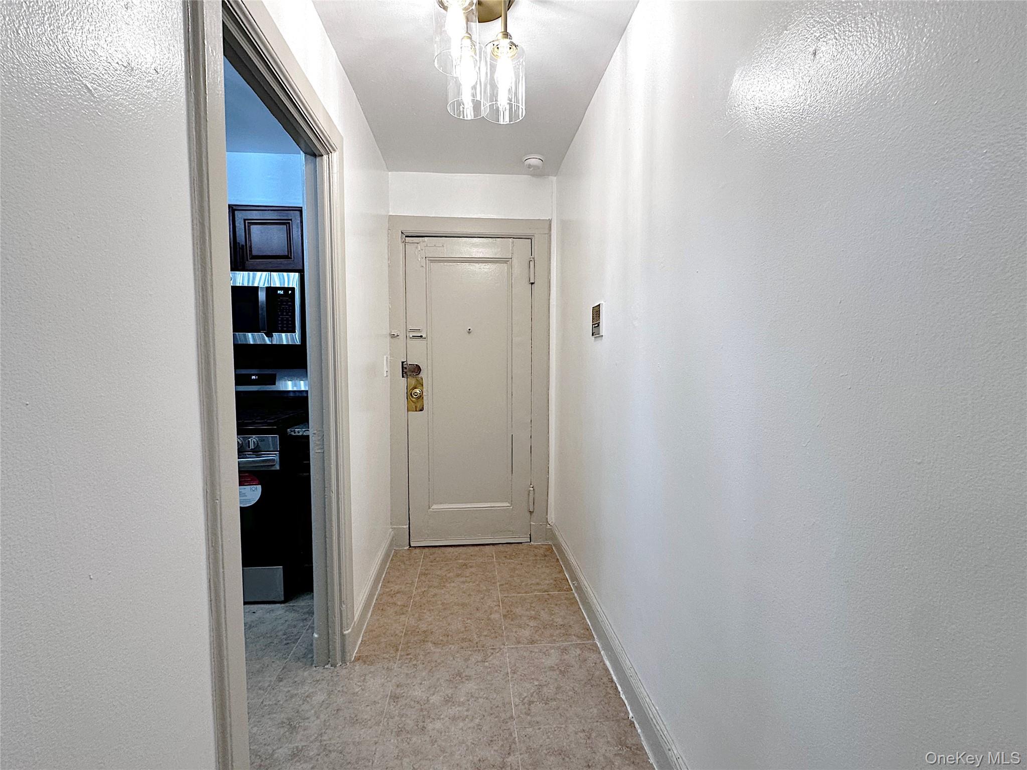 #5 photo, 153 Fifth Avenue, Pelham , NY 10803