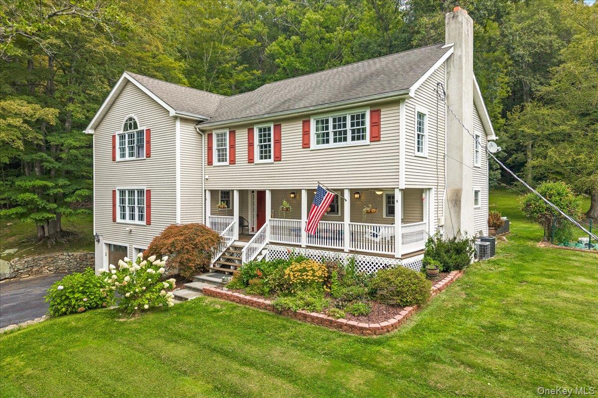 #1 photo, 40 Smokey Hollow Court, Carmel , NY 10512