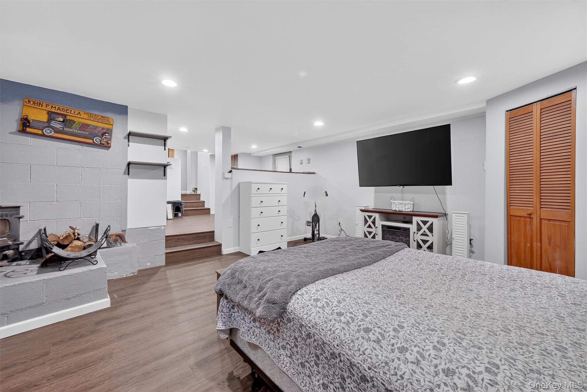 #13 photo, 150 Walnut Road, Lake Peekskill , NY 10537