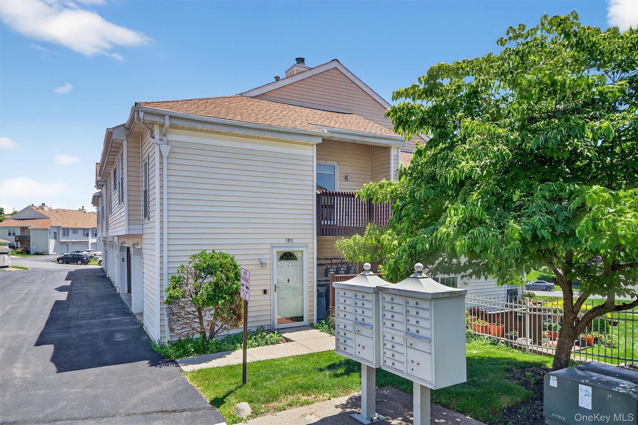 #1 photo, 3911 Whispering Hills, Chester , NY 10918