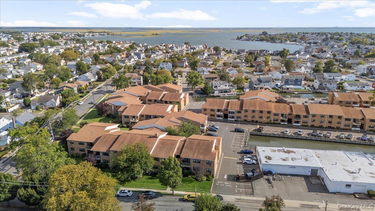 #19 photo, 210 Westend Avenue, 长岛 Freeport , NY 11520