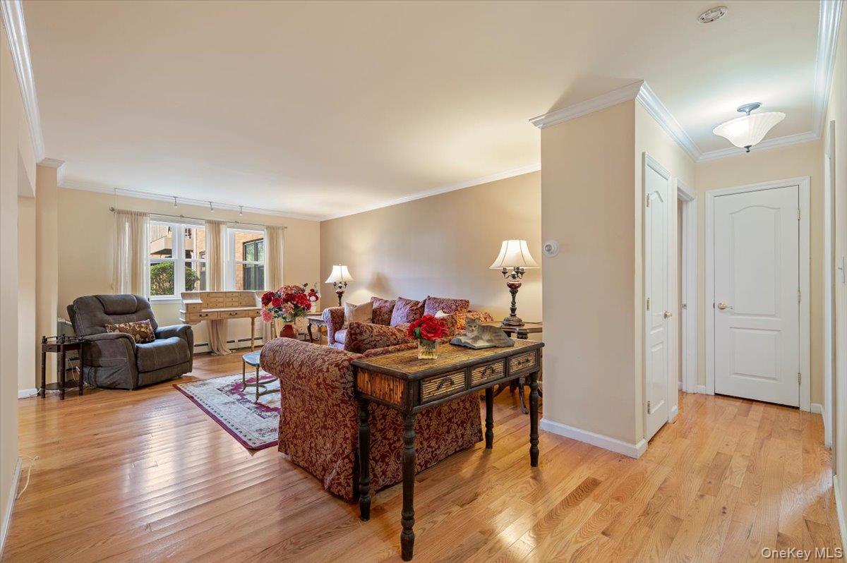 #3 photo, 210 Westend Avenue, 长岛 Freeport , NY 11520