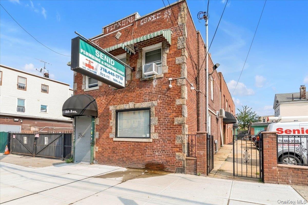 #1 photo, 122-11 18th Avenue, クイーンズ区 College Point , NY 11356