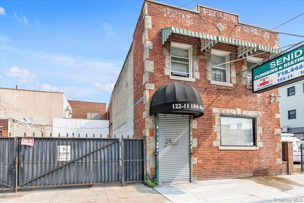 #10 photo, 122-11 18th Avenue, クイーンズ区 College Point , NY 11356