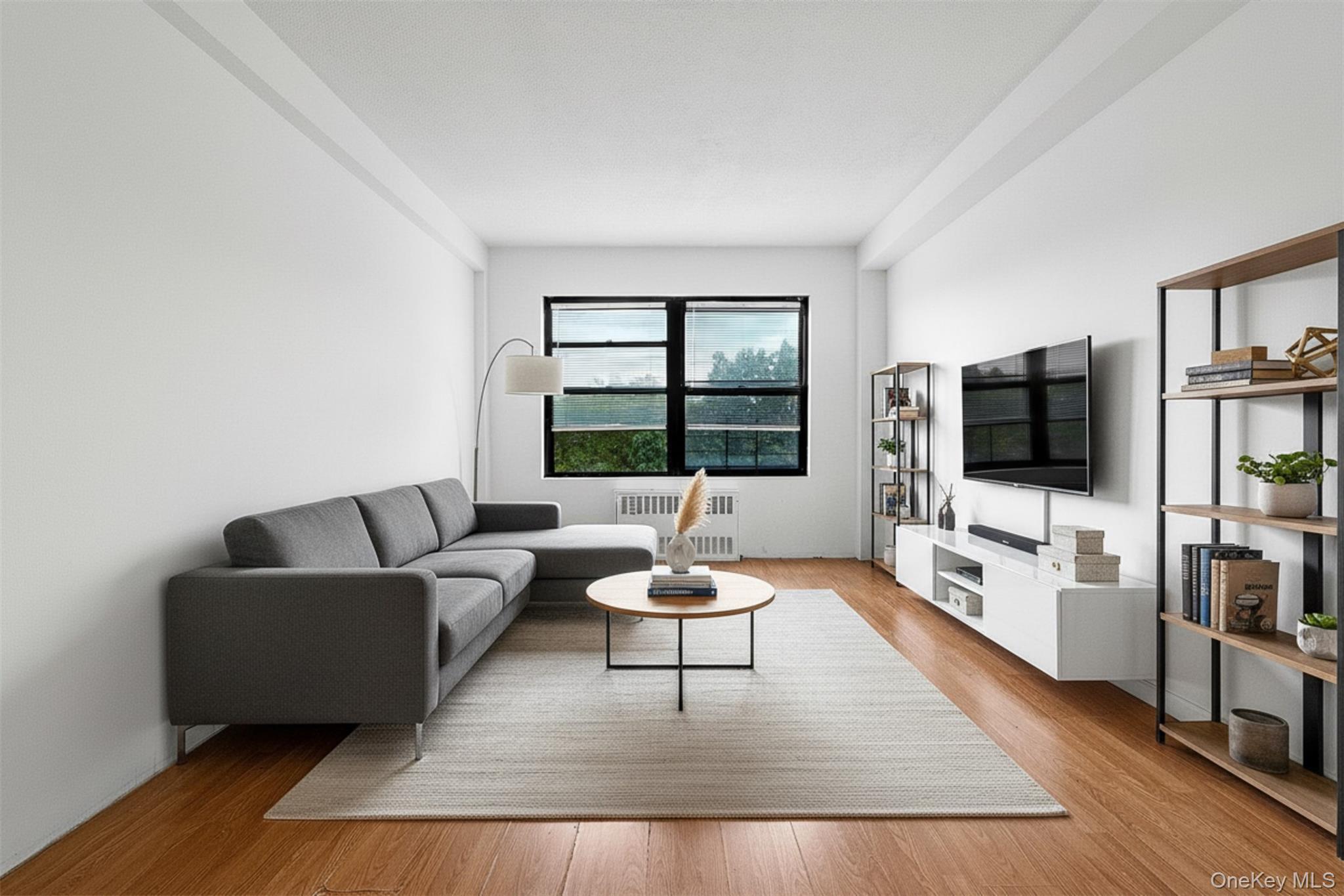 #17 photo, 99-32 66th Road, クイーンズ区 Rego Park , NY 11374