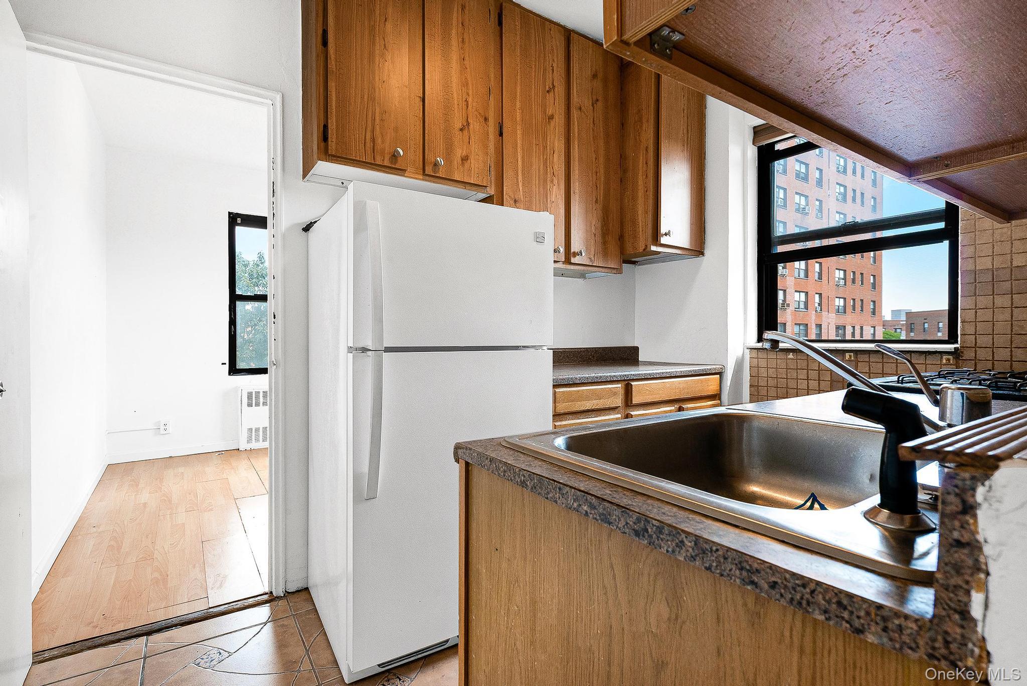 #9 photo, 99-32 66th Road, クイーンズ区 Rego Park , NY 11374