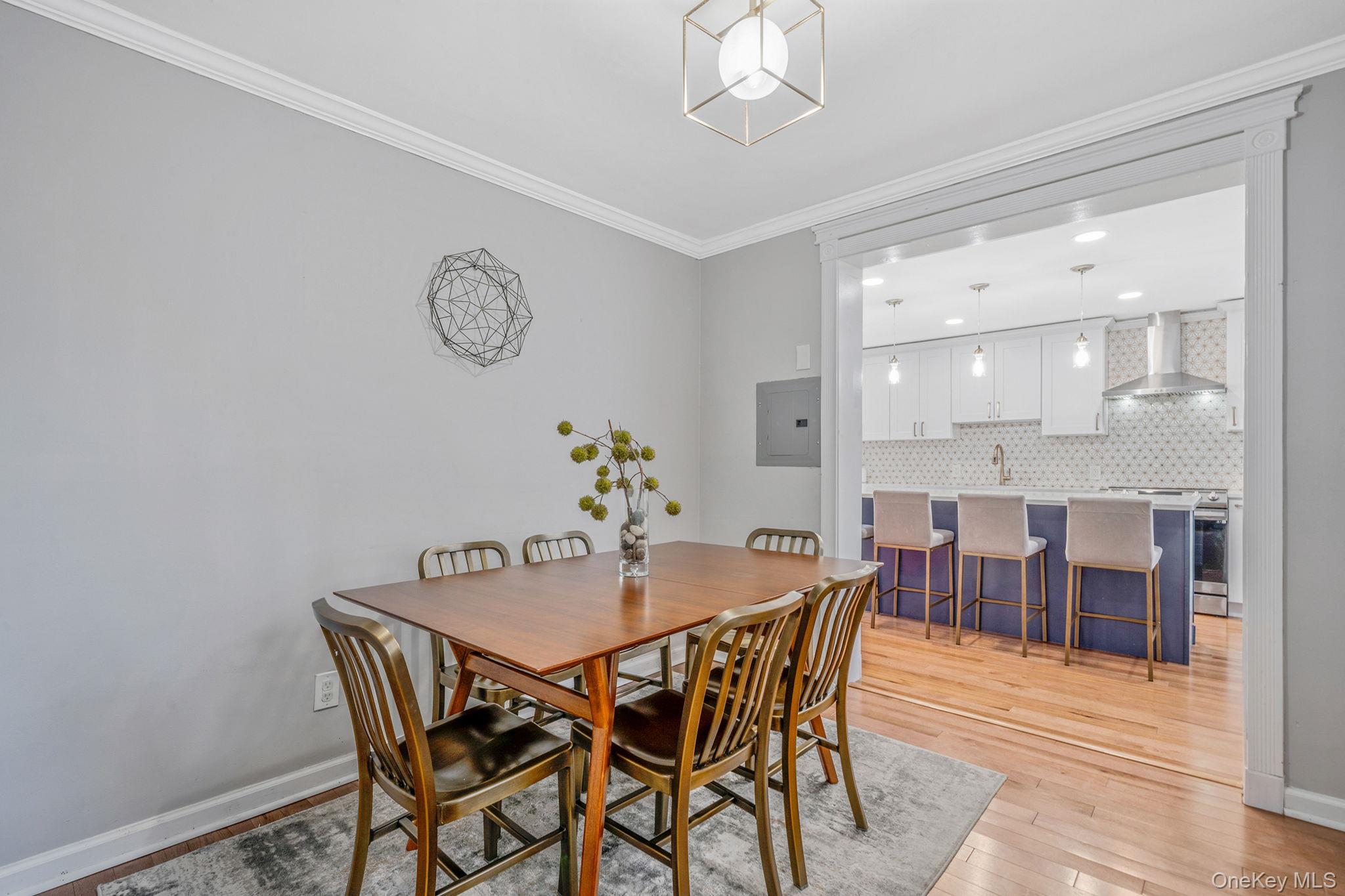 #10 photo, 56 Cliff Lane, ナッソー郡 Levittown , NY 11756