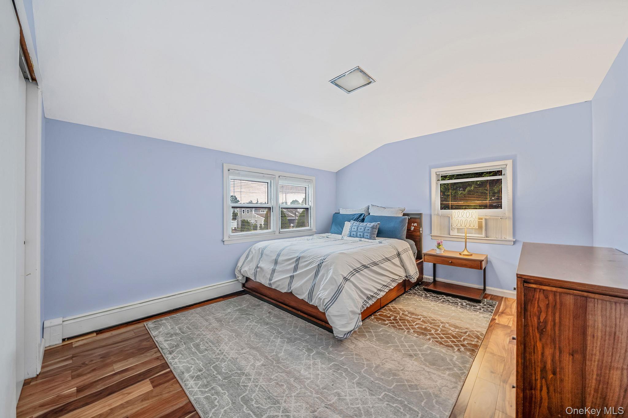 #15 photo, 56 Cliff Lane, ナッソー郡 Levittown , NY 11756