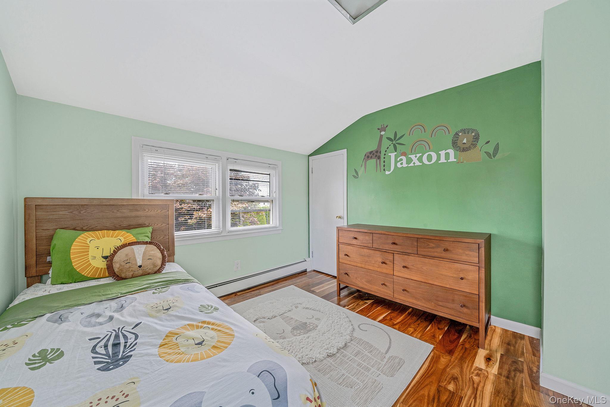 #18 photo, 56 Cliff Lane, ナッソー郡 Levittown , NY 11756