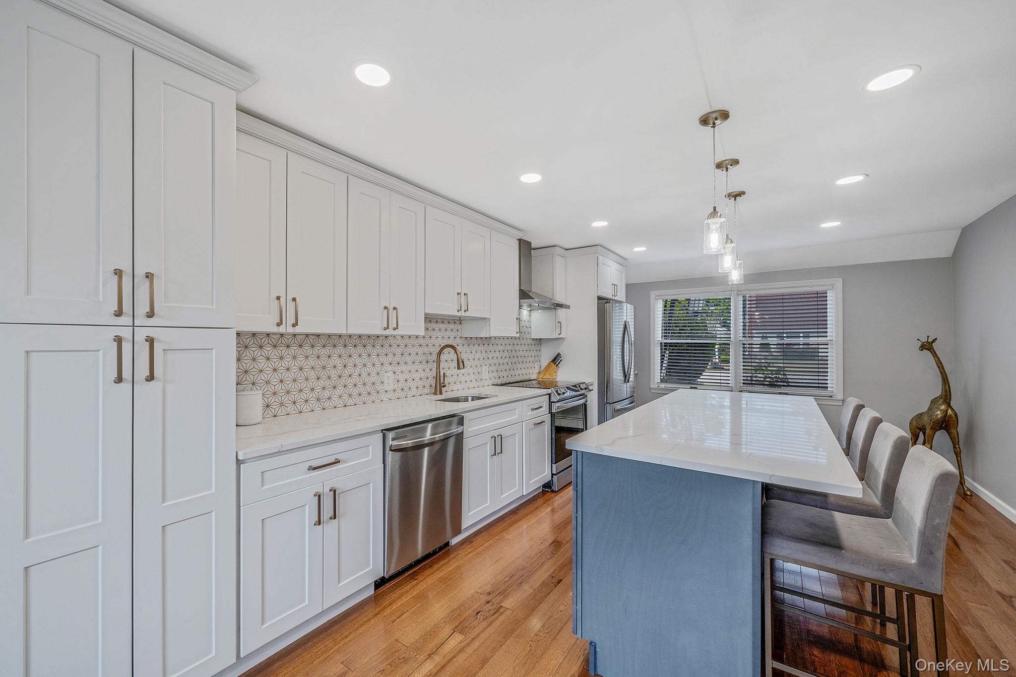 #9 photo, 56 Cliff Lane, ナッソー郡 Levittown , NY 11756