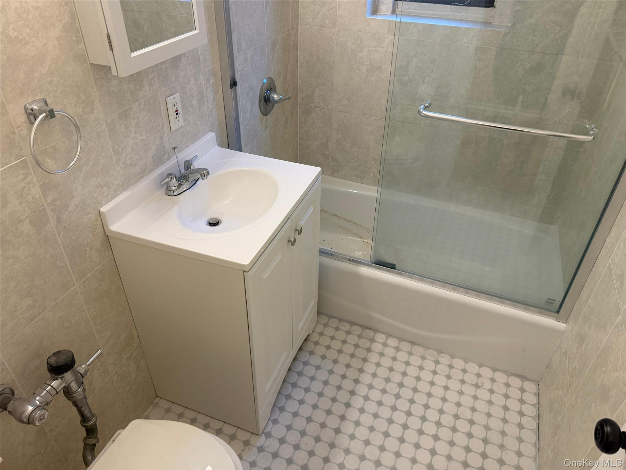 #9 photo, 61-40 Saunders Street, 皇后區 雷哥公園 Rego Park , NY 11374