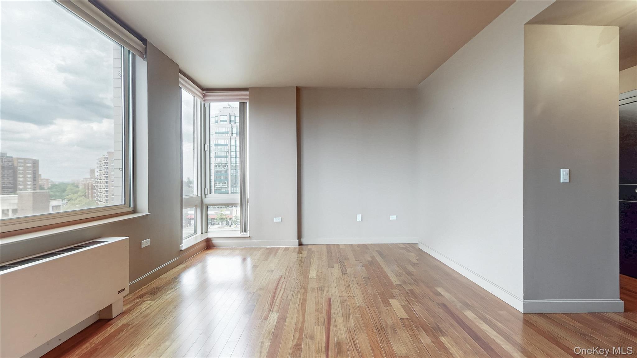 #16 photo, 10724 71st Road, クイーンズ区 Forest Hills , NY 11375