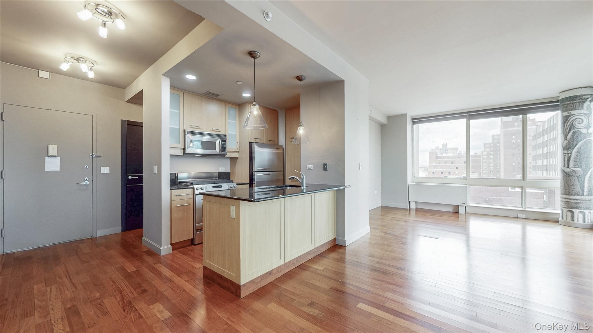 #7 photo, 10724 71st Road, クイーンズ区 Forest Hills , NY 11375