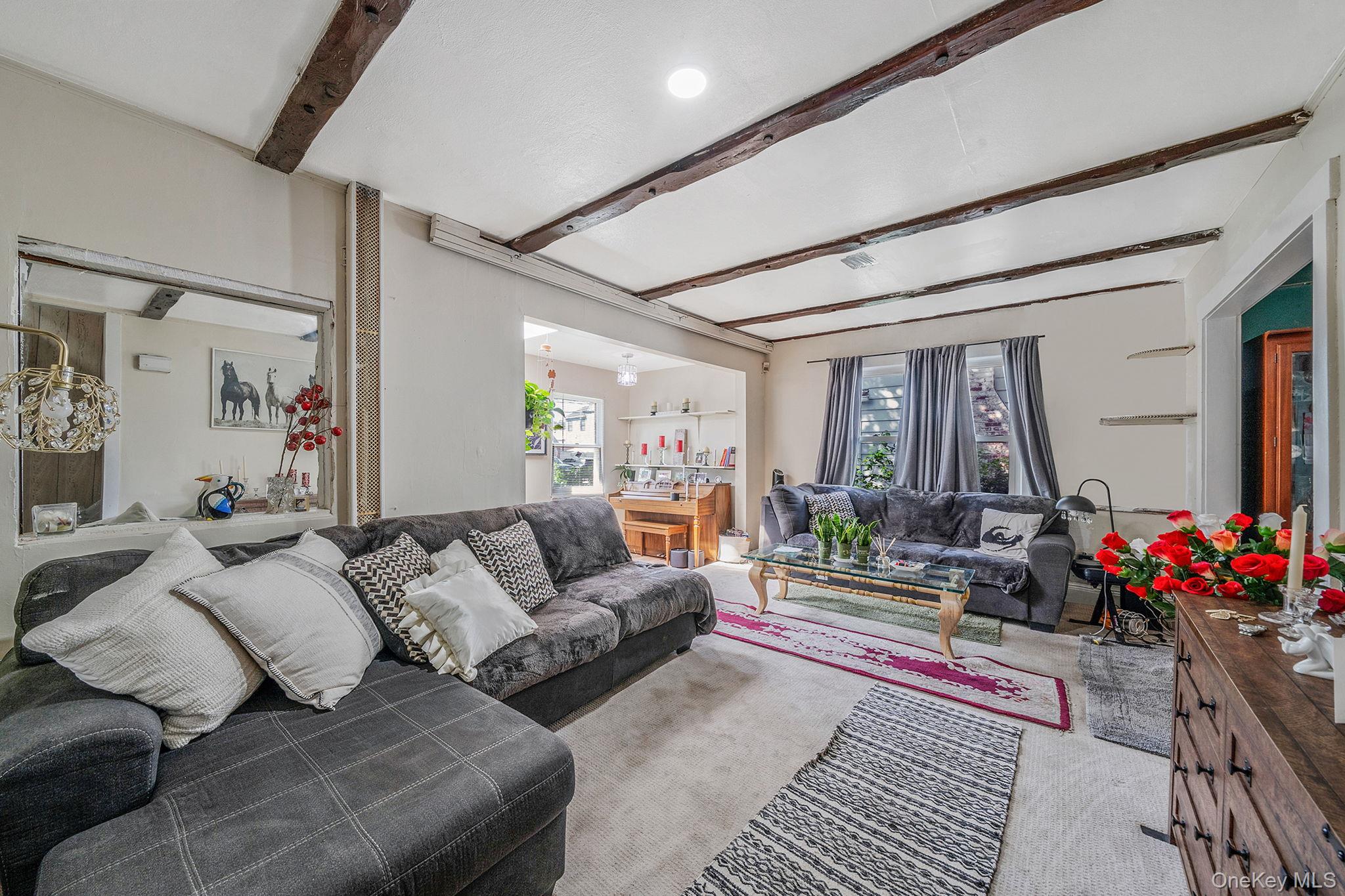 #11 photo, 173 E Seaman Avenue, नासाउ काउंटी Freeport , NY 11520