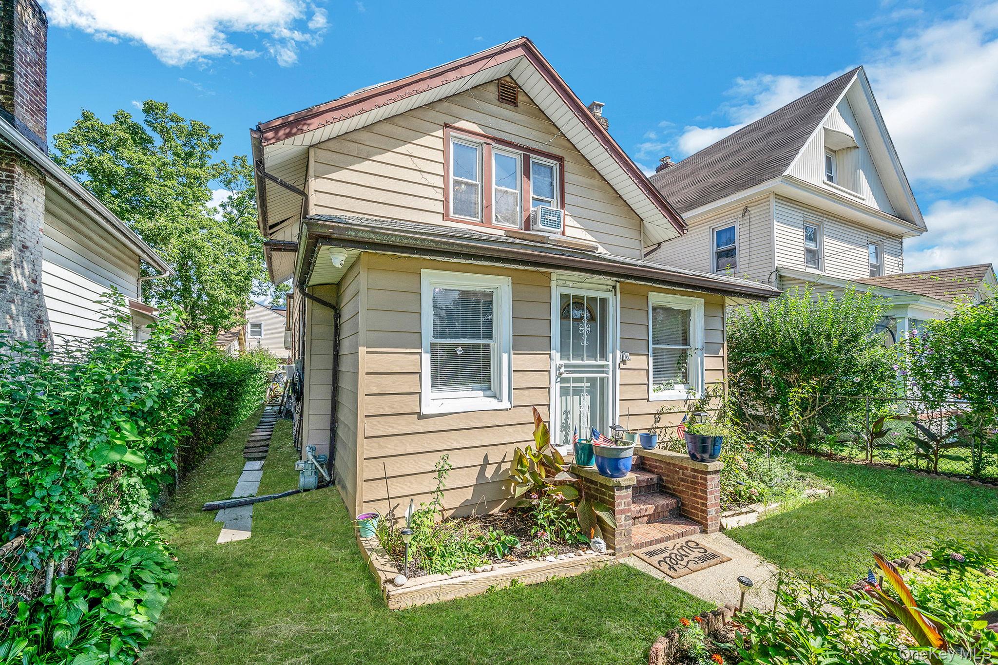 #2 photo, 173 E Seaman Avenue, नासाउ काउंटी Freeport , NY 11520