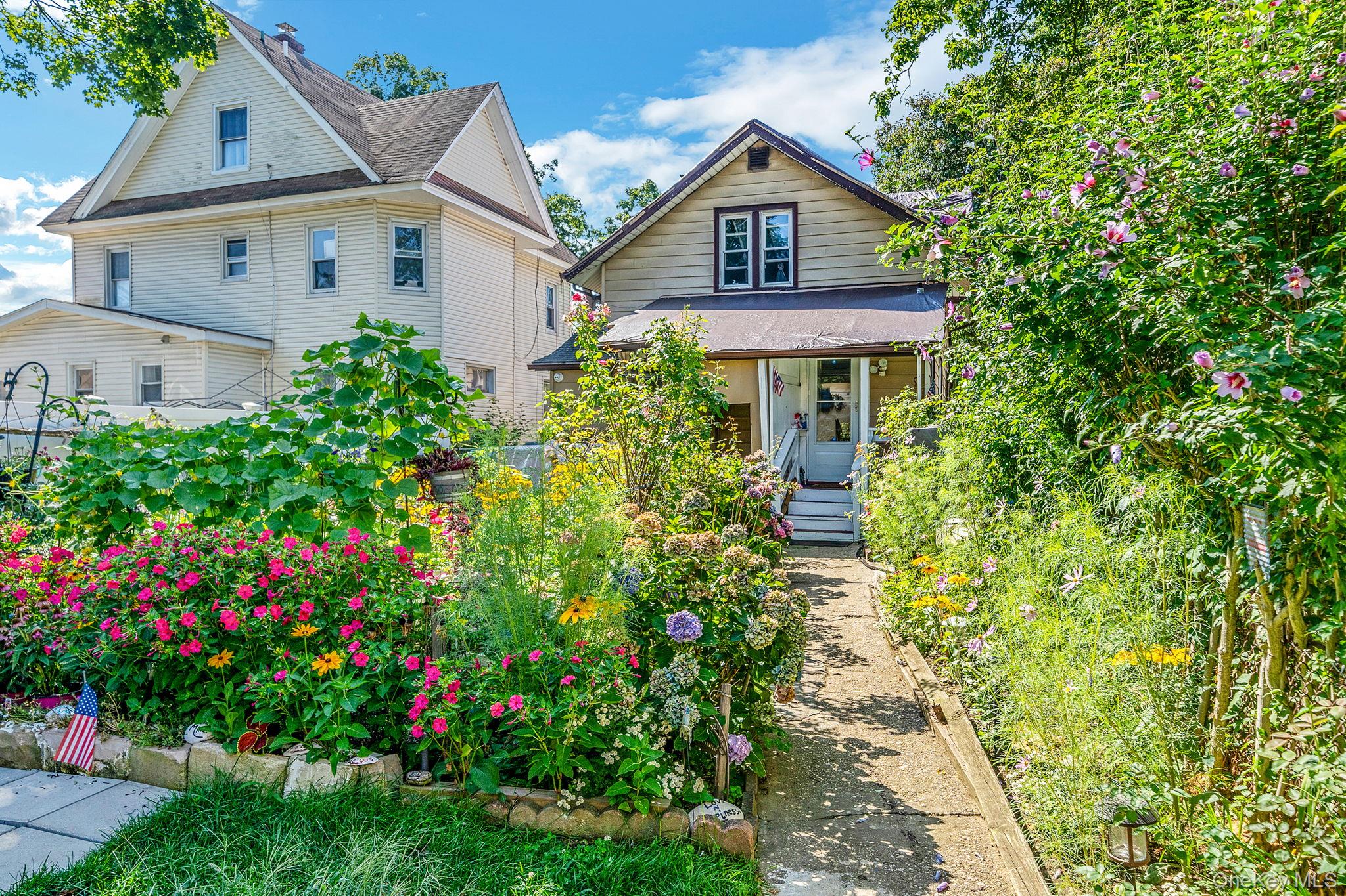 #7 photo, 173 E Seaman Avenue, नासाउ काउंटी Freeport , NY 11520