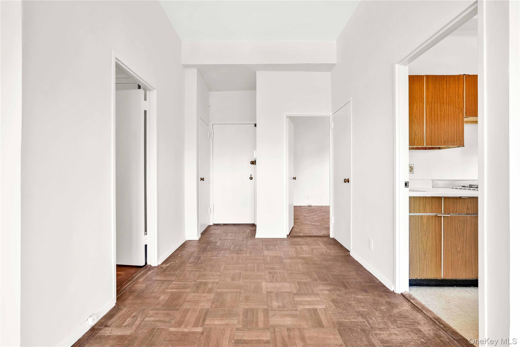 #10 photo, 20 E 9th Street, マンハッタン New York (Manhattan) , NY 10003