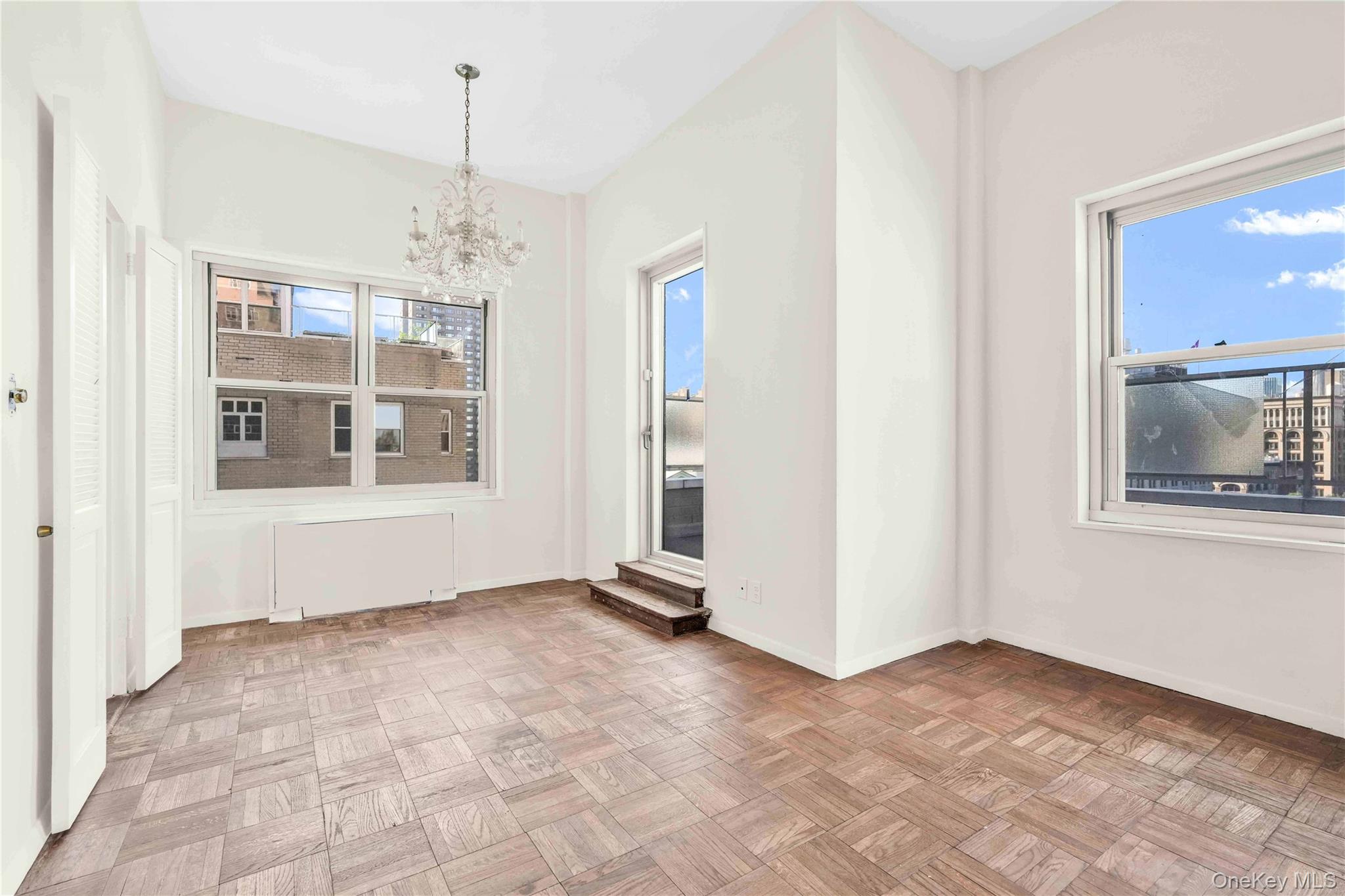 #17 photo, 20 E 9th Street, マンハッタン New York (Manhattan) , NY 10003