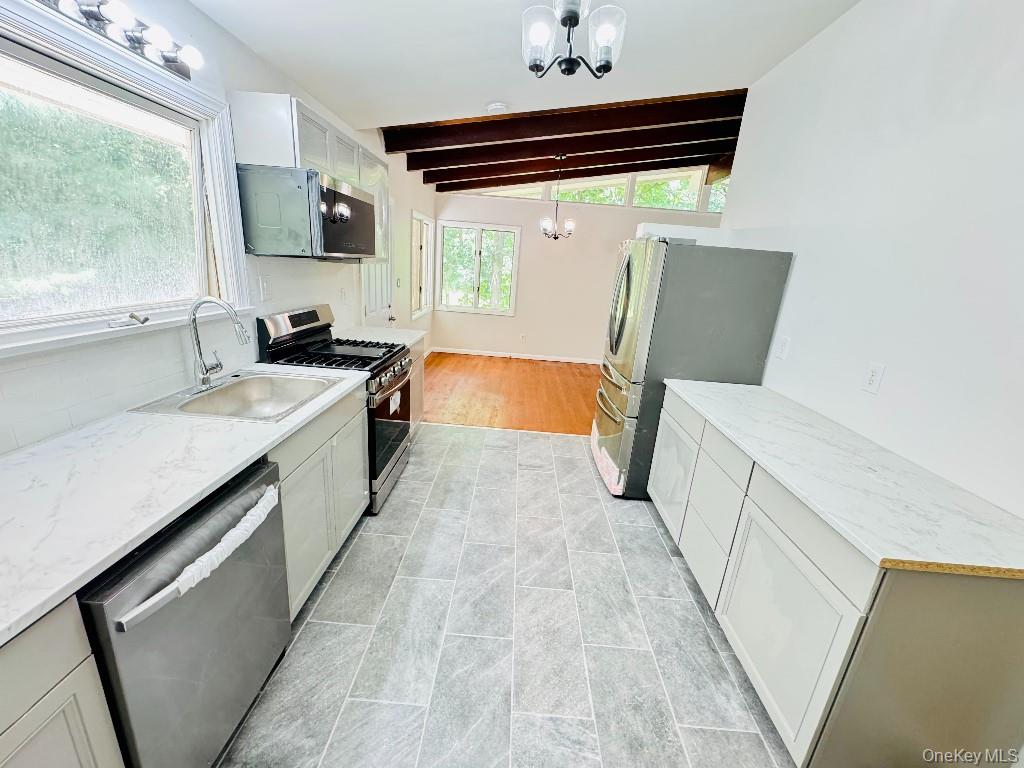 #5 photo, 170 Leber Road, Blauvelt , NY 10913