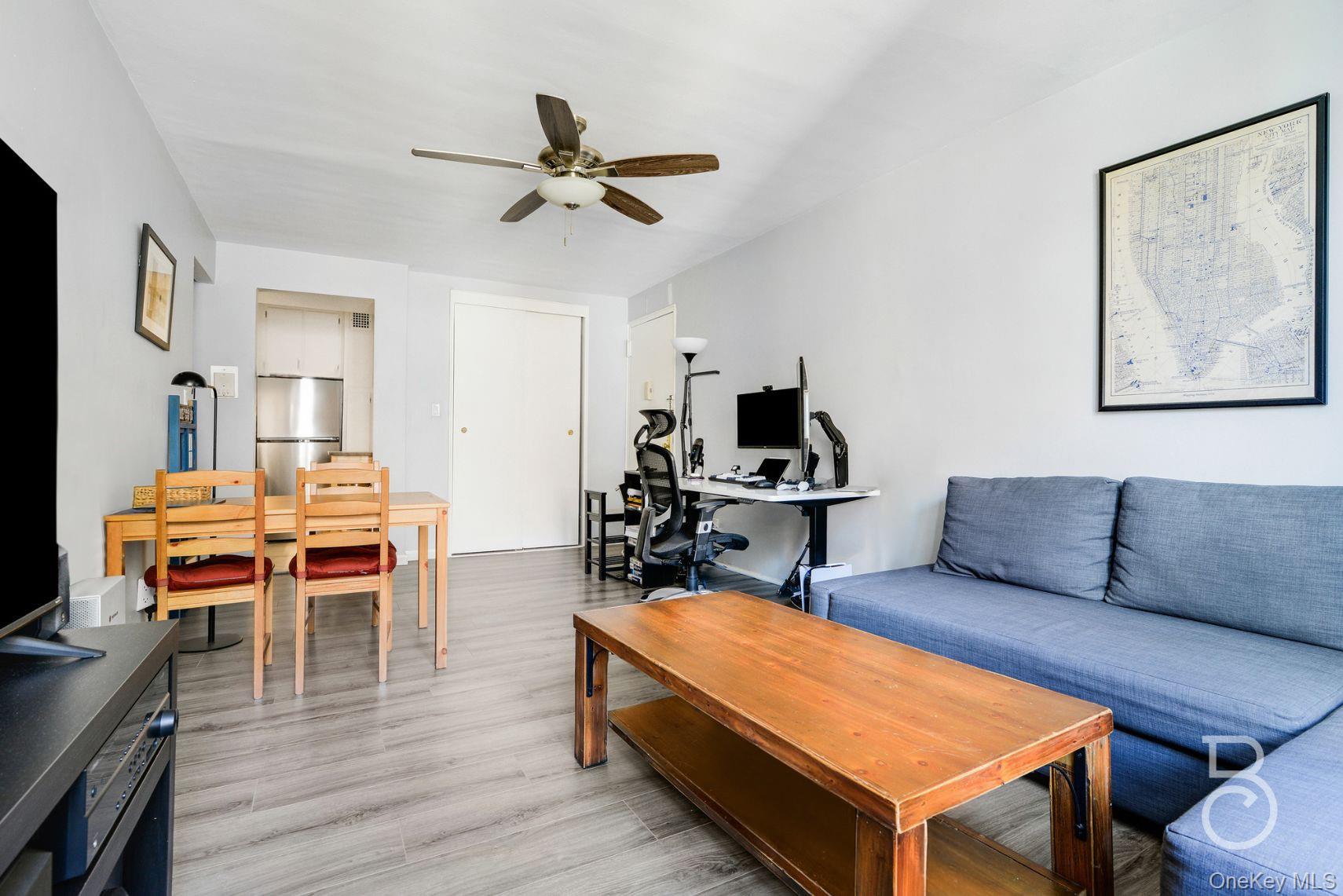 #2 photo, 39-76 57th Street, クイーンズ区 Woodside , NY 11377