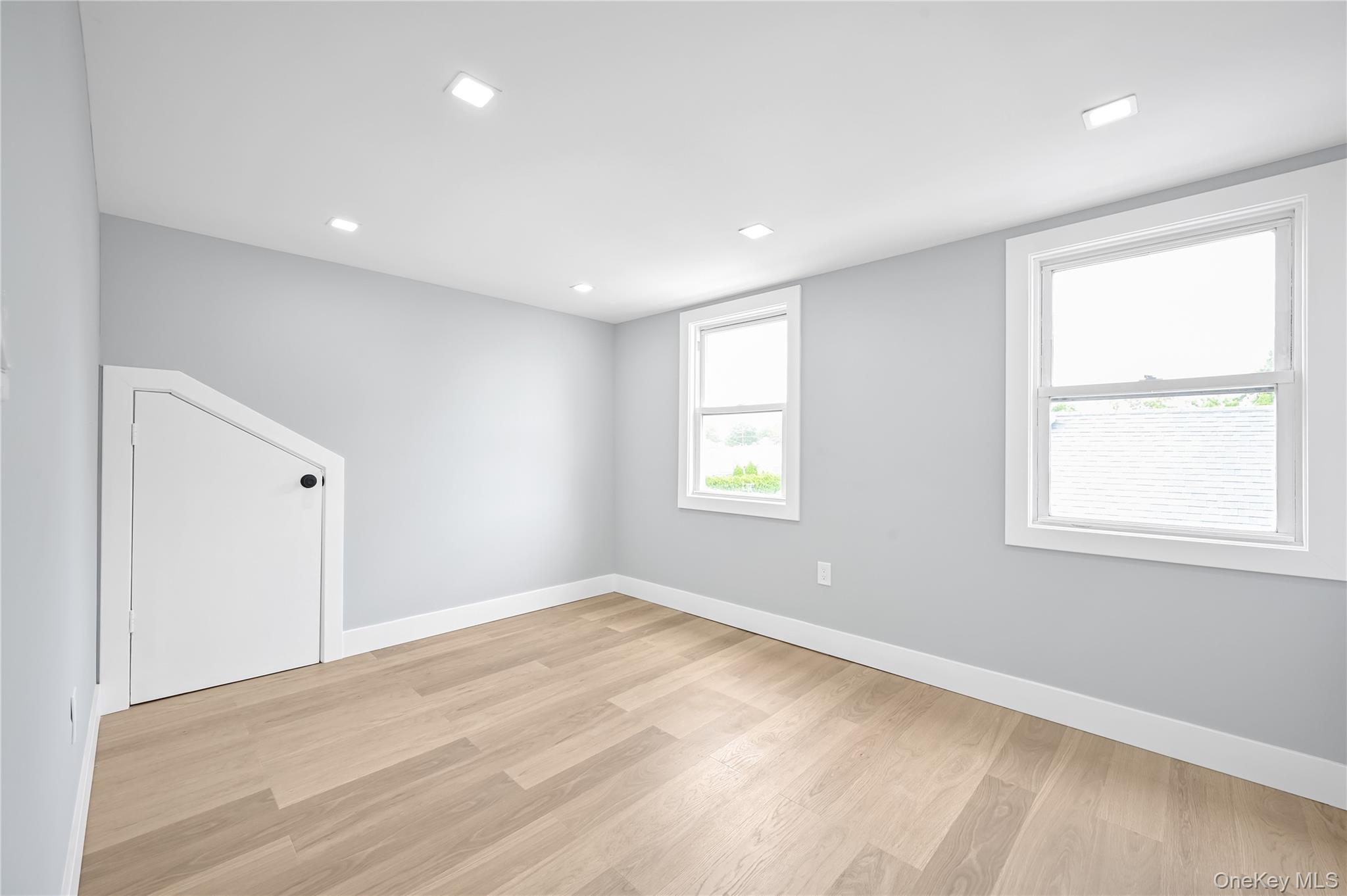 #14 photo, 179 Hoffman Avenue, ナッソー郡 Elmont , NY 11003