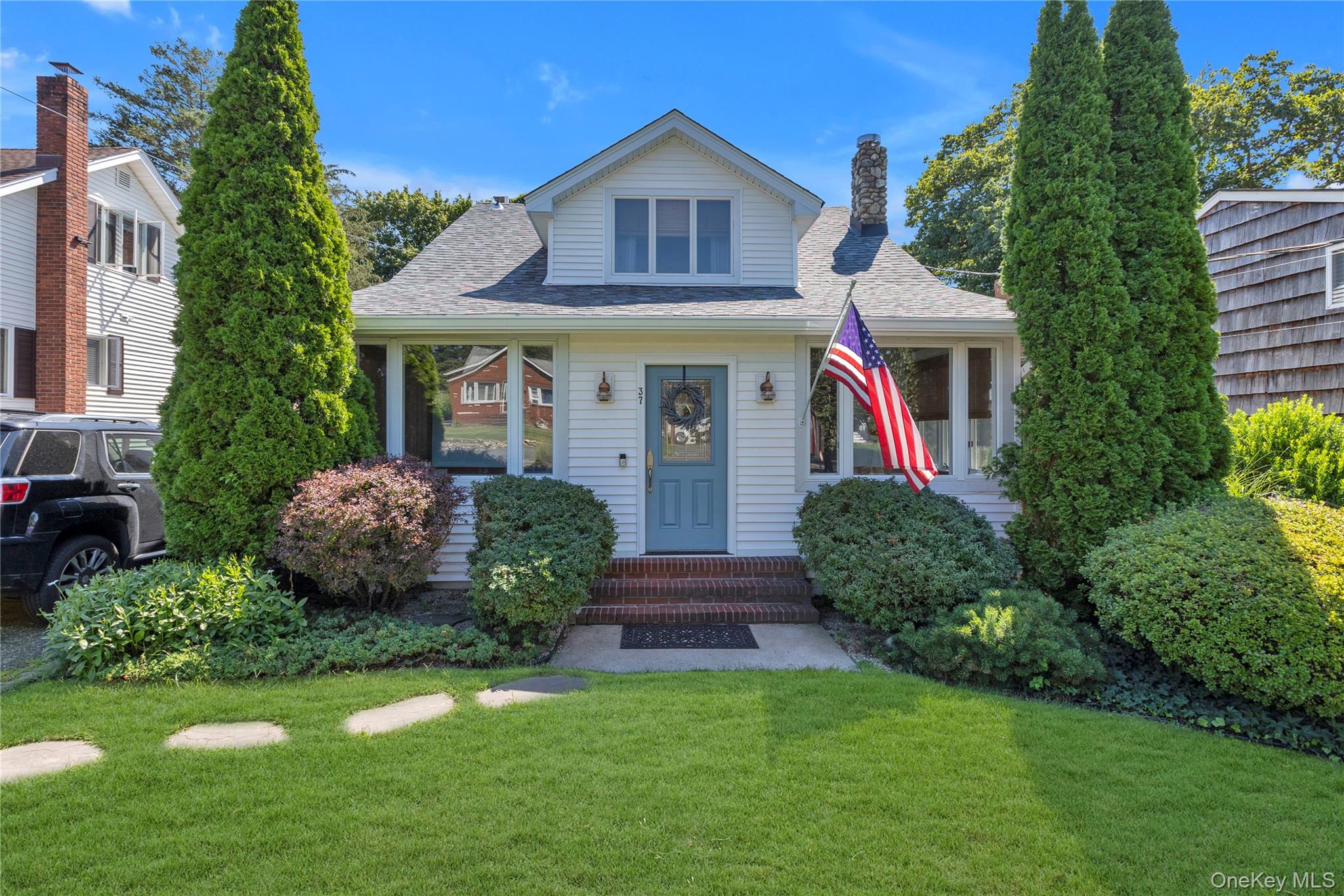 #1 photo, 37 Grand Avenue, Northport , NY 11768