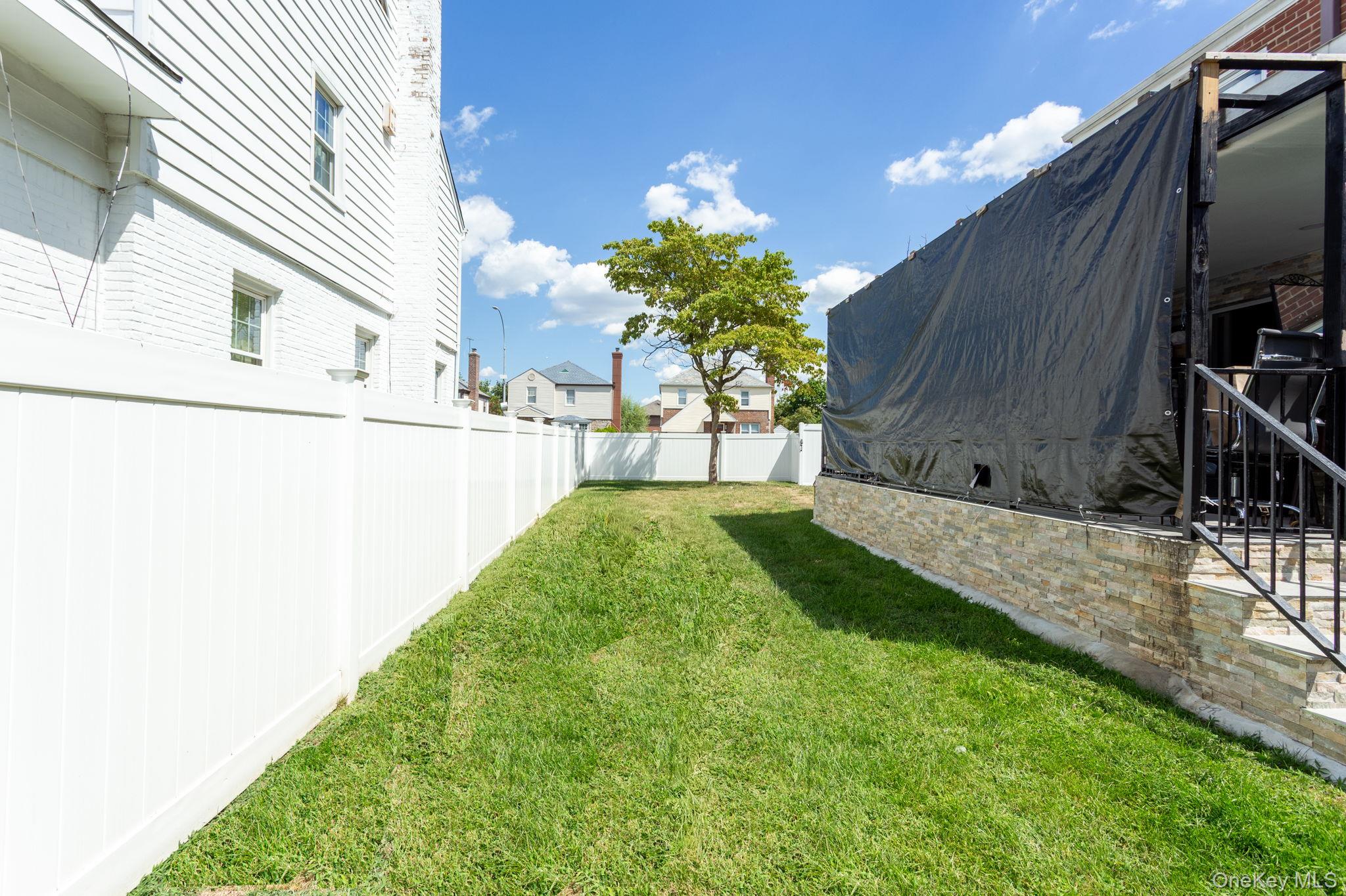 #15 photo, 186-35 80th Drive, クイーンズ区 Jamaica Estates , NY 11432