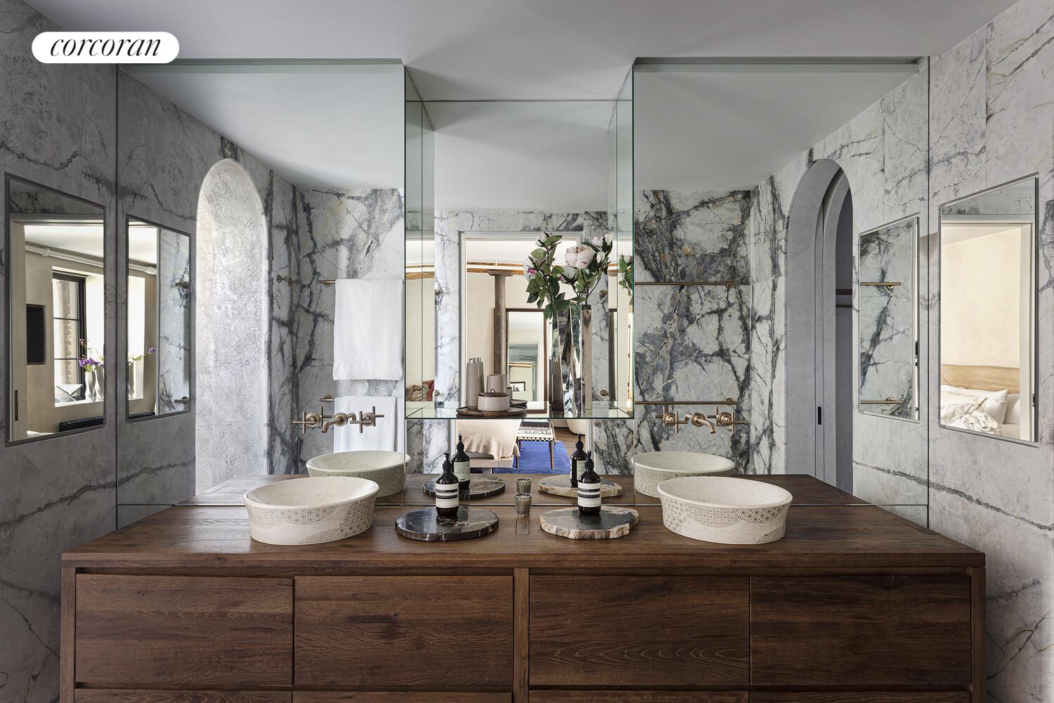 #10 photo, 22 WOOSTER Street, SoHo , NY 10013