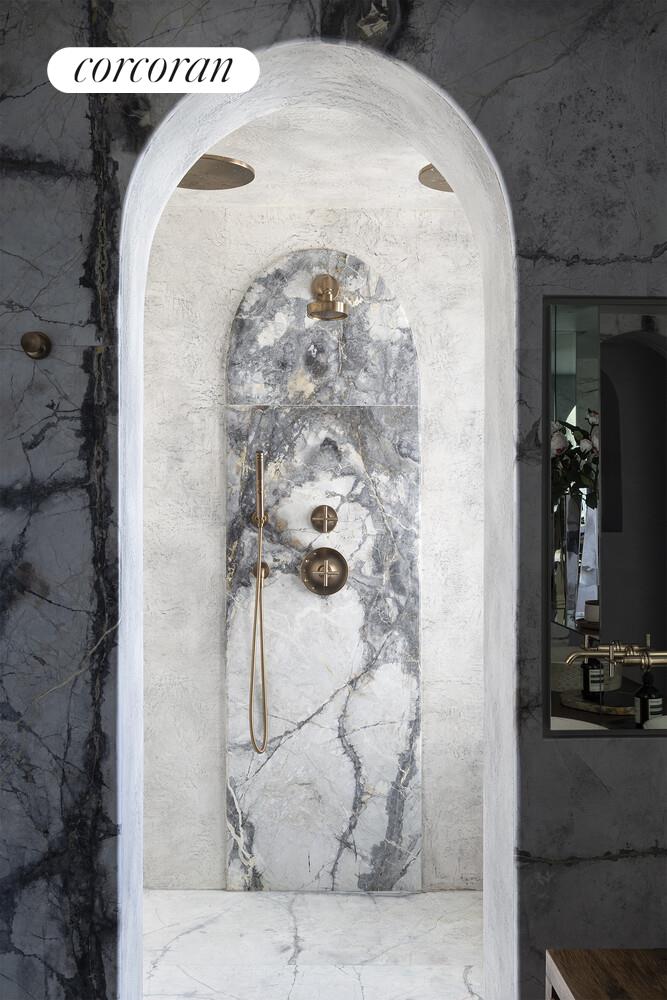 #18 photo, 22 WOOSTER Street, SoHo , NY 10013