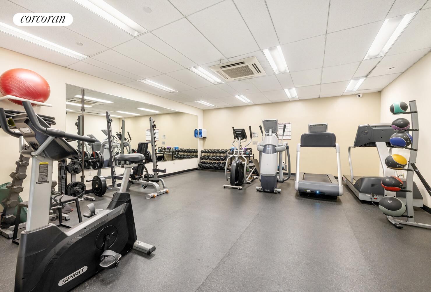 #10 photo, 130 BRADHURST Avenue, マンハッタン Central Harlem , NY 10039