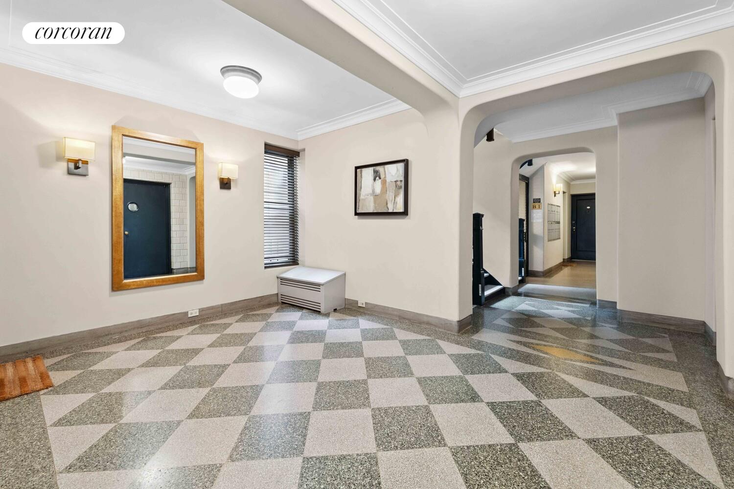 #9 photo, 319 W 18TH Street, マンハッタン Chelsea , NY 10011