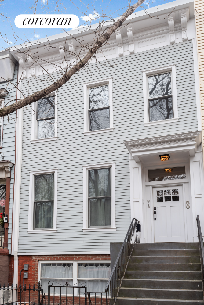 #10 photo, Brooklyn, Greenpoint , NY 11222