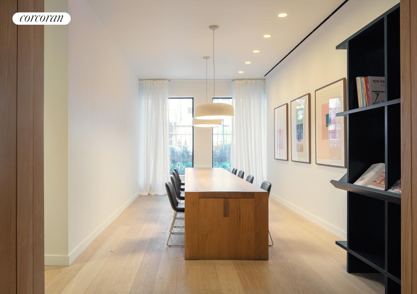 #17 photo, 234 E 46TH Street, マンハッタン Turtle Bay , NY 10017