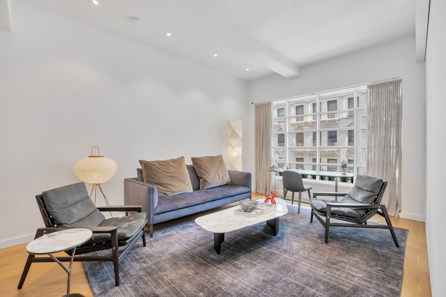 #13 photo, 318 W 52ND Street, マンハッタン Hells Kitchen , NY 10019