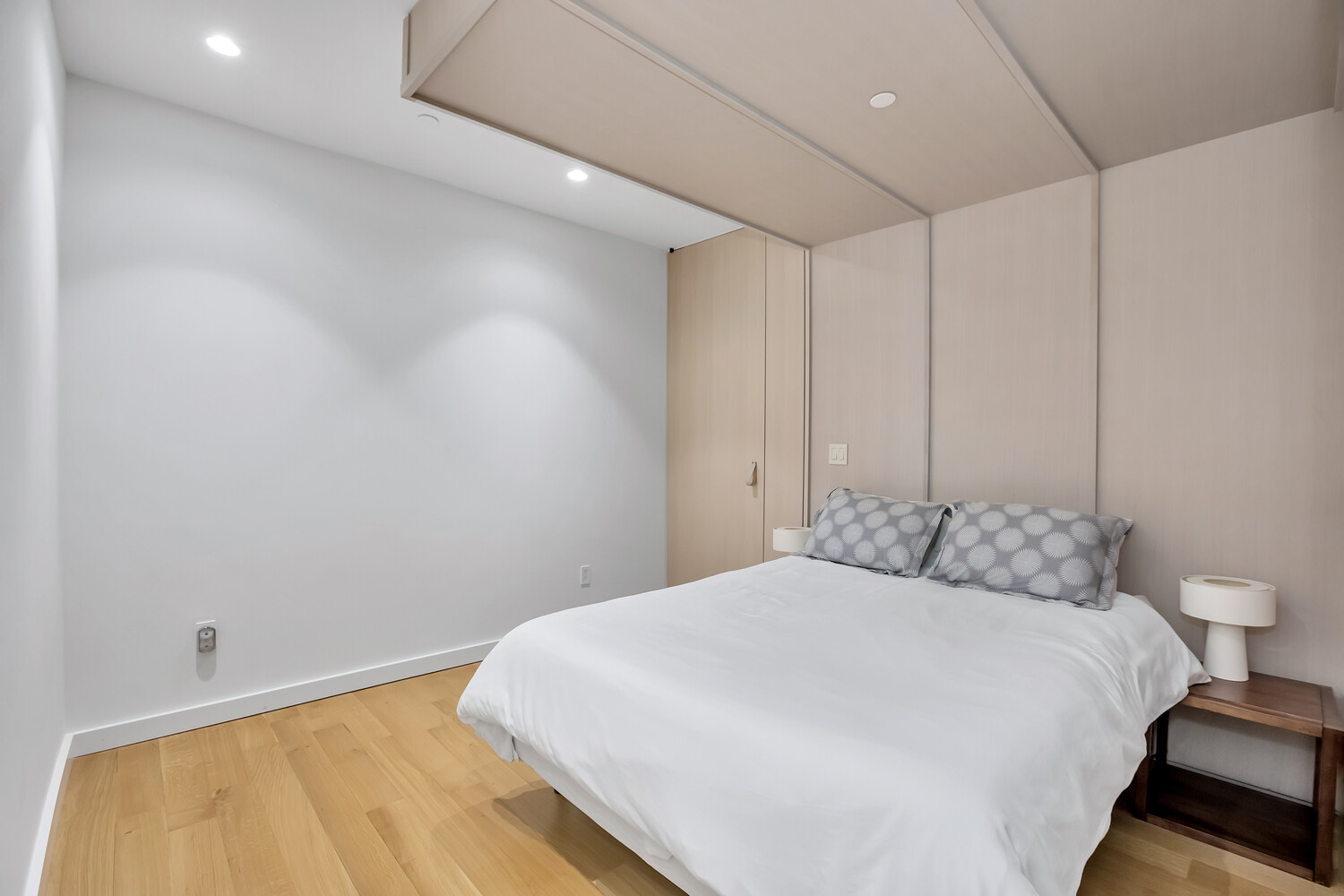 #7 photo, 318 W 52ND Street, マンハッタン Hells Kitchen , NY 10019