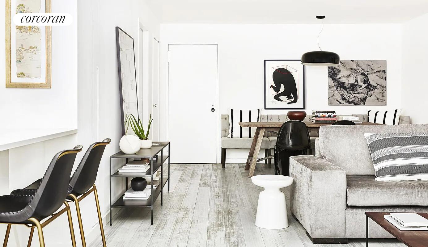 #3 photo, 70 E 10TH Street, Greenwich Village , NY 10003